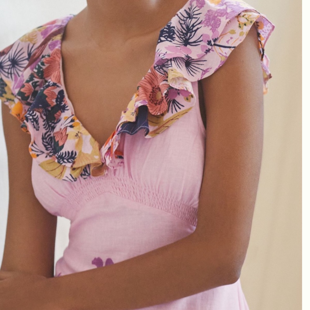 Anthropologie V neck ruffle midi dress - Picture 3 of 7